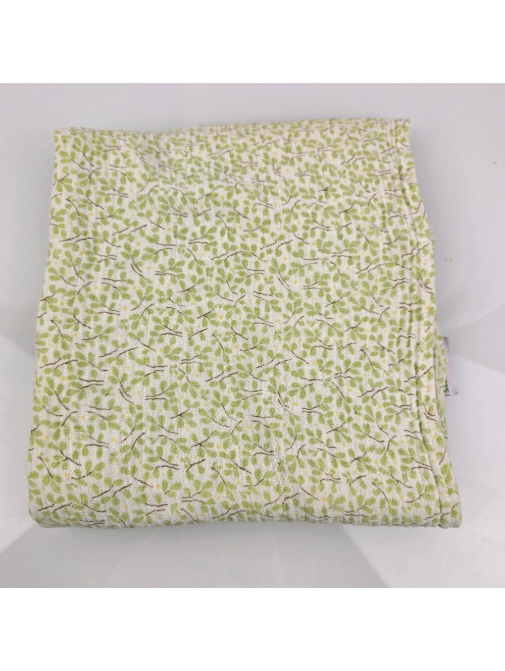 Swaddle Me Green White Leaf Vine Baby Blanket Muslin Summer Infant Leaves Tan
